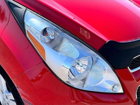 Used 2015 Chevrolet Spark LS image 27