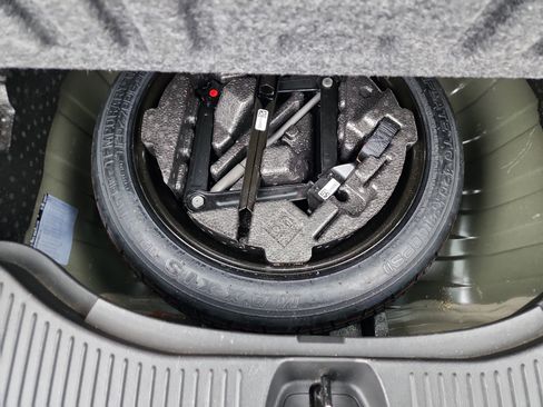 Certified 2022 Chevrolet Trax LT w/ LT Convenience Package image 27