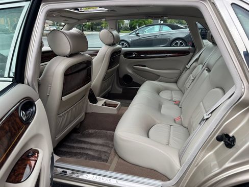 Used 2001 Jaguar XJ Supercharged RWD image 43