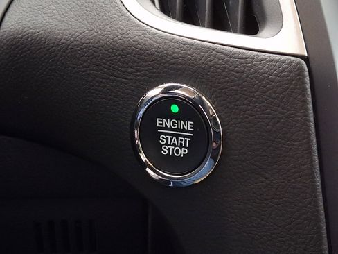 Certified 2022 Ford Edge SEL w/ Convenience Package image 25