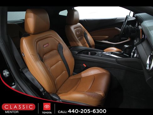 Used 2021 Chevrolet Camaro SS RWD image 17