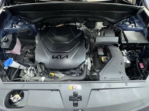 Certified 2024 Kia Telluride S w/ S Sunroof Package FWD image 12
