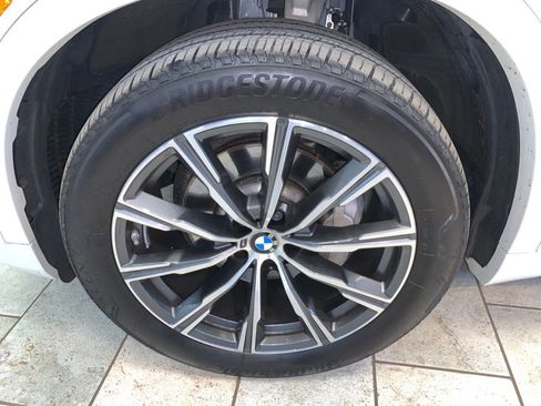 Used 2023 BMW X5 xDrive40i w/ M Sport Package image 12