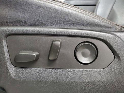 Used 2022 Chevrolet Tahoe High Country w/ Premium Package image 15