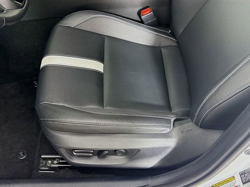 Certified 2025 Toyota Camry SE image 13