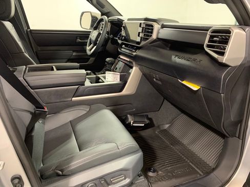 New 2025 Toyota Tundra SR5 w/ TRD Off-Road Premium Package AWD/4WD image 23