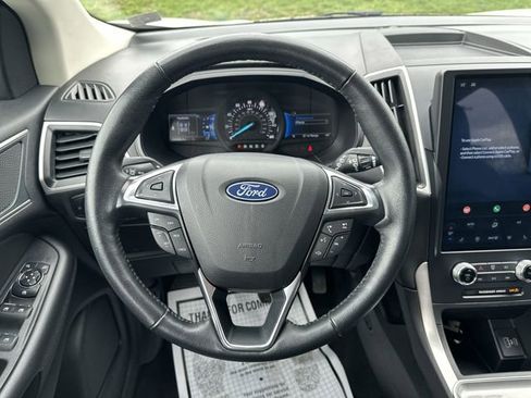 Used 2024 Ford Edge SEL AWD/4WD image 13