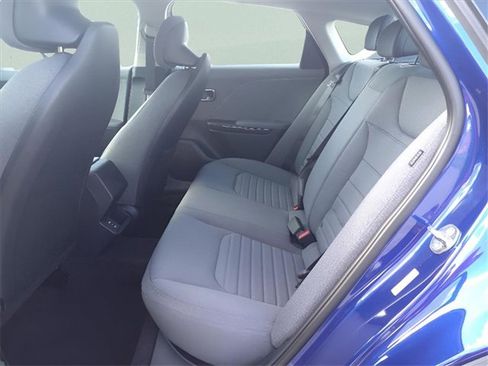 New 2025 Kia K4 EX image 17