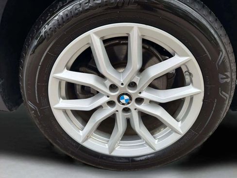 Used 2019 BMW X5 xDrive40i w/ Convenience Package image 39