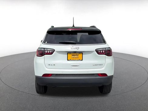 Used 2025 Jeep Compass Limited AWD/4WD image 12