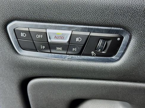 Used 2019 BMW X5 xDrive40i w/ Premium Package 2 image 14