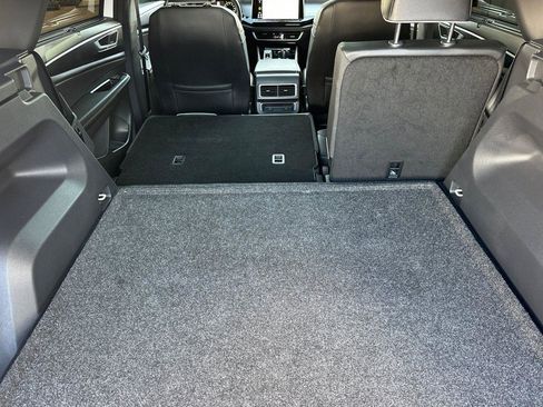 Used 2024 Volkswagen Atlas Cross Sport SEL Premium R-Line image 16