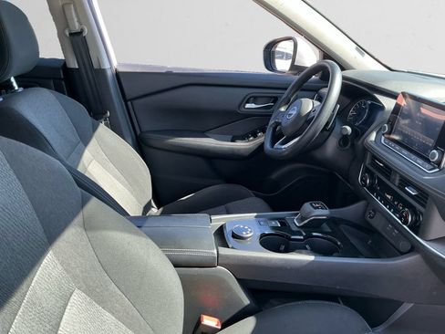 Used 2024 Nissan Rogue SV AWD/4WD image 15