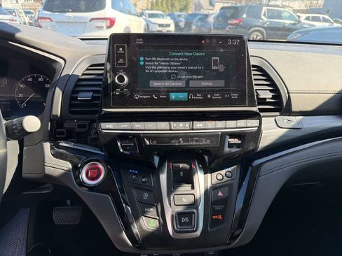 Used 2025 Honda Odyssey Elite image 20