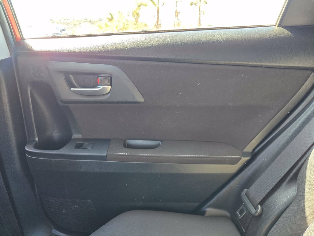 Used 2018 Toyota Corolla iM w/ Carpet Mat Package (TMS) FWD image 11
