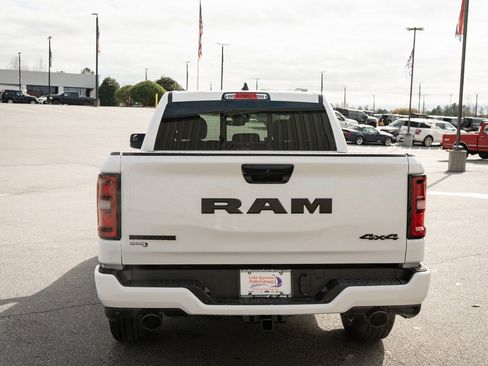 New 2026 RAM 1500 Big Horn AWD/4WD image 8
