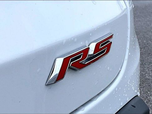 Used 2024 Chevrolet Trax RS w/ Sunroof Package image 7