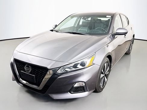 Used 2021 Nissan Altima 2.5 SV image 4