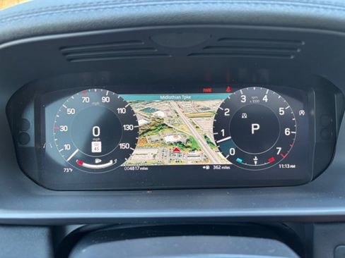 Certified 2024 Land Rover Discovery S AWD/4WD image 24