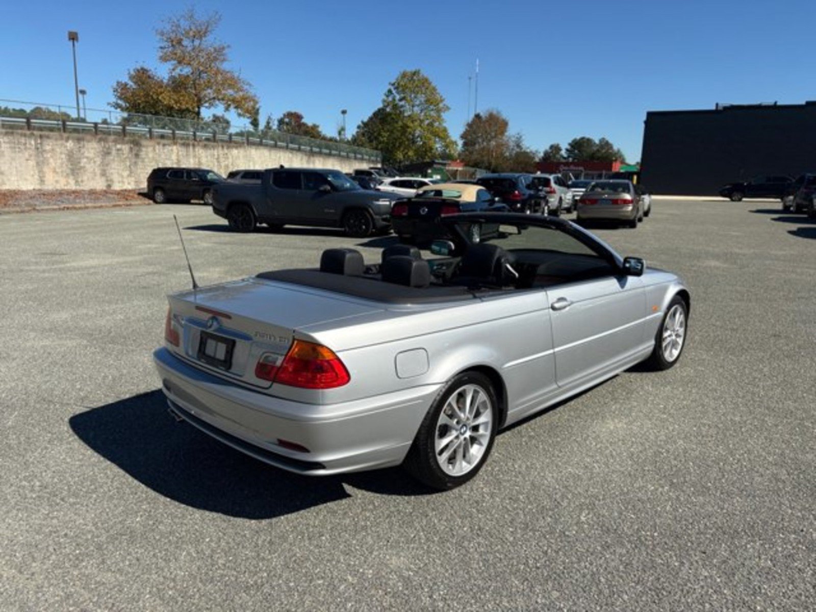 Used 2003 BMW 330Ci Convertible RWD image 24