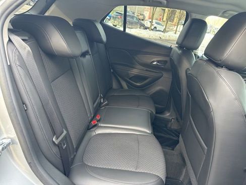 Used 2022 Buick Encore Preferred w/ Safety Package image 26