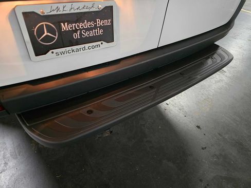 Used 2025 Mercedes-Benz Sprinter 2500 image 20