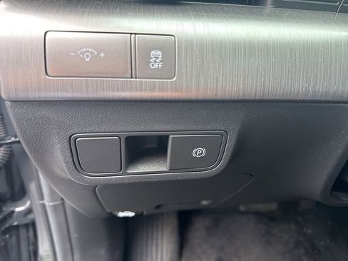 Used 2024 Hyundai Kona SEL FWD image 13