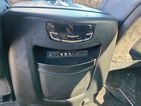 Used 2015 Cadillac Escalade ESV Platinum image 31