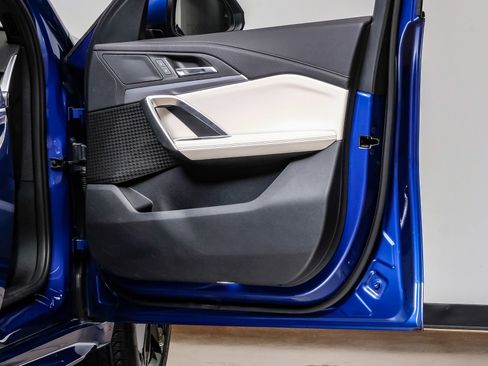 Used 2025 BMW X2 xDrive28i image 46