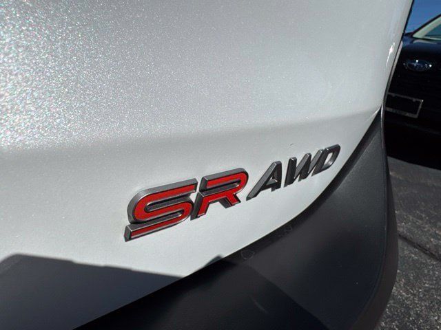 Used 2026 Nissan Kicks SR w/ SR Premium Package AWD/4WD image 11