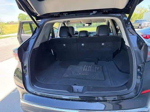 Used 2023 Nissan Murano SL image 10