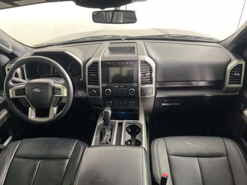 Used 2020 Ford F150 Lariat image 16