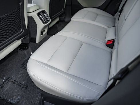 New 2026 Volvo XC40 B5 Ultra w/ Protection Package Premier image 33