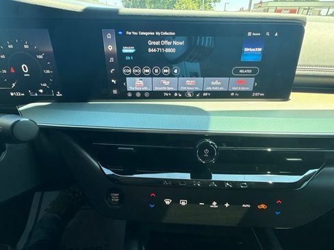 Used 2025 Nissan Murano SL AWD/4WD image 25