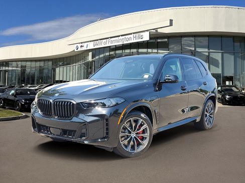 New 2026 BMW X5 xDrive50e w/ M Sport Package AWD/4WD image 1