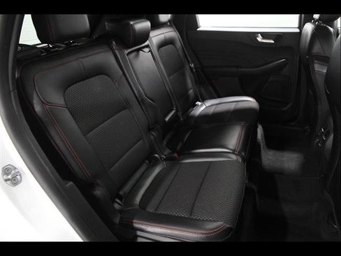Certified 2024 Ford Escape ST-Line w/ Tech Pack #1 AWD/4WD image 19