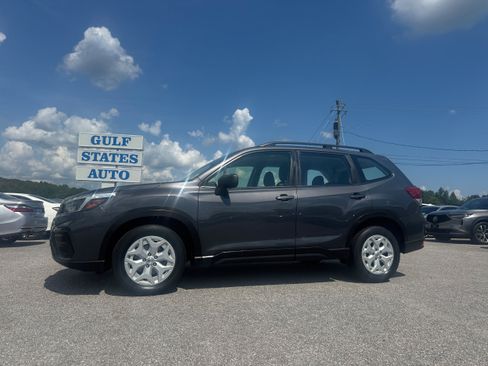 Used 2021 Subaru Forester AWD/4WD image 1