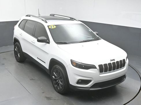 Used 2021 Jeep Cherokee Latitude Lux 80th Anniv w/ Quick Order Package 26U 80TH image 41