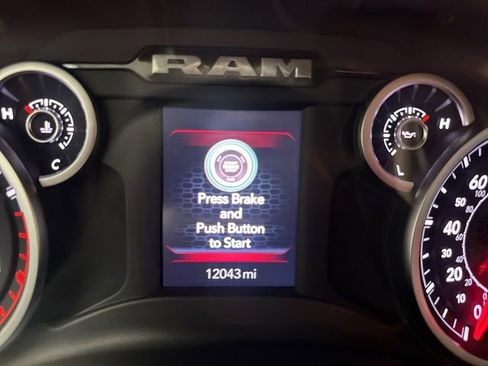 Used 2025 RAM 3500 Tradesman image 33