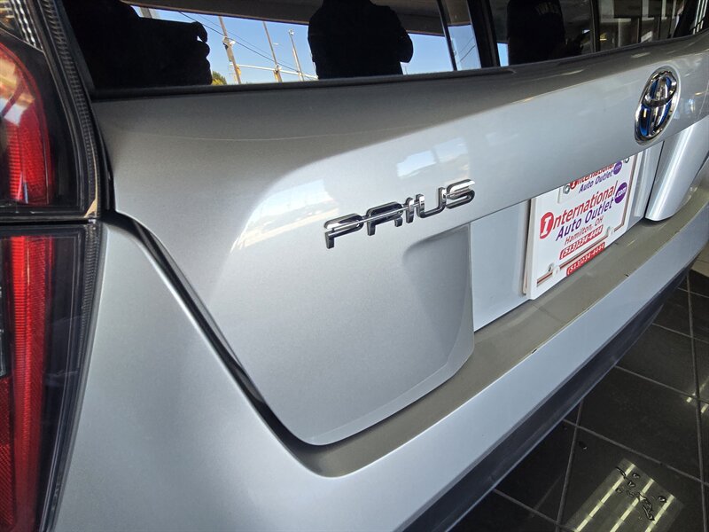 Used 2016 Toyota Prius Two FWD image 32