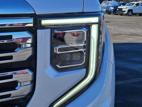 Certified 2022 GMC Sierra 1500 Denali w/ Technology Package image 9