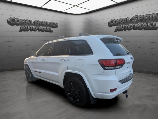 Used 2021 Jeep Grand Cherokee Laredo X RWD image 5
