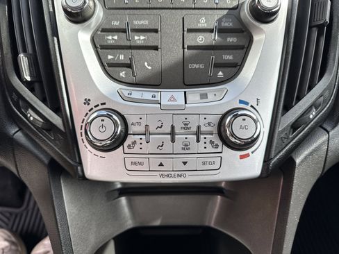 Used 2013 Chevrolet Equinox LT AWD/4WD image 20