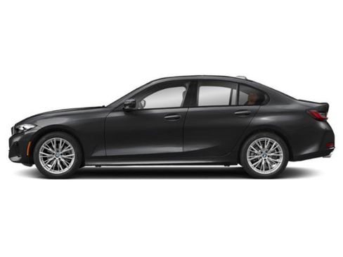 Used 2023 BMW 330i Sedan w/ Driving Assistance Package RWD image 3