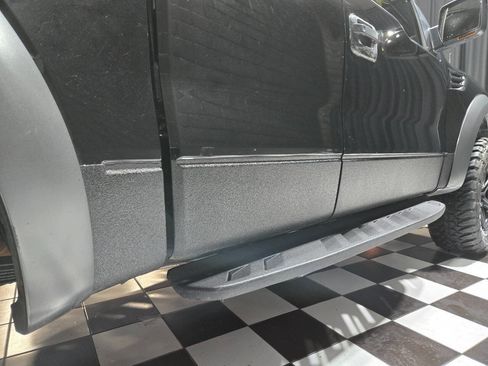 Used 2010 Ford F150 Raptor image 57