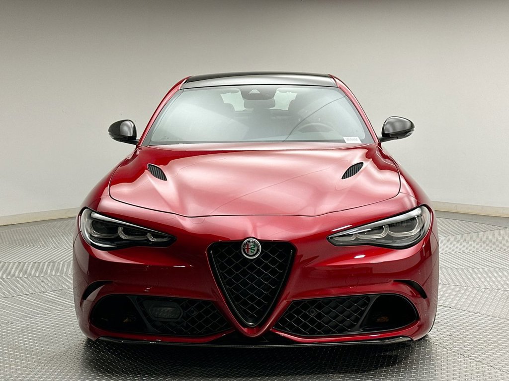 Used 2024 Alfa Romeo Giulia Quadrifoglio RWD image 16