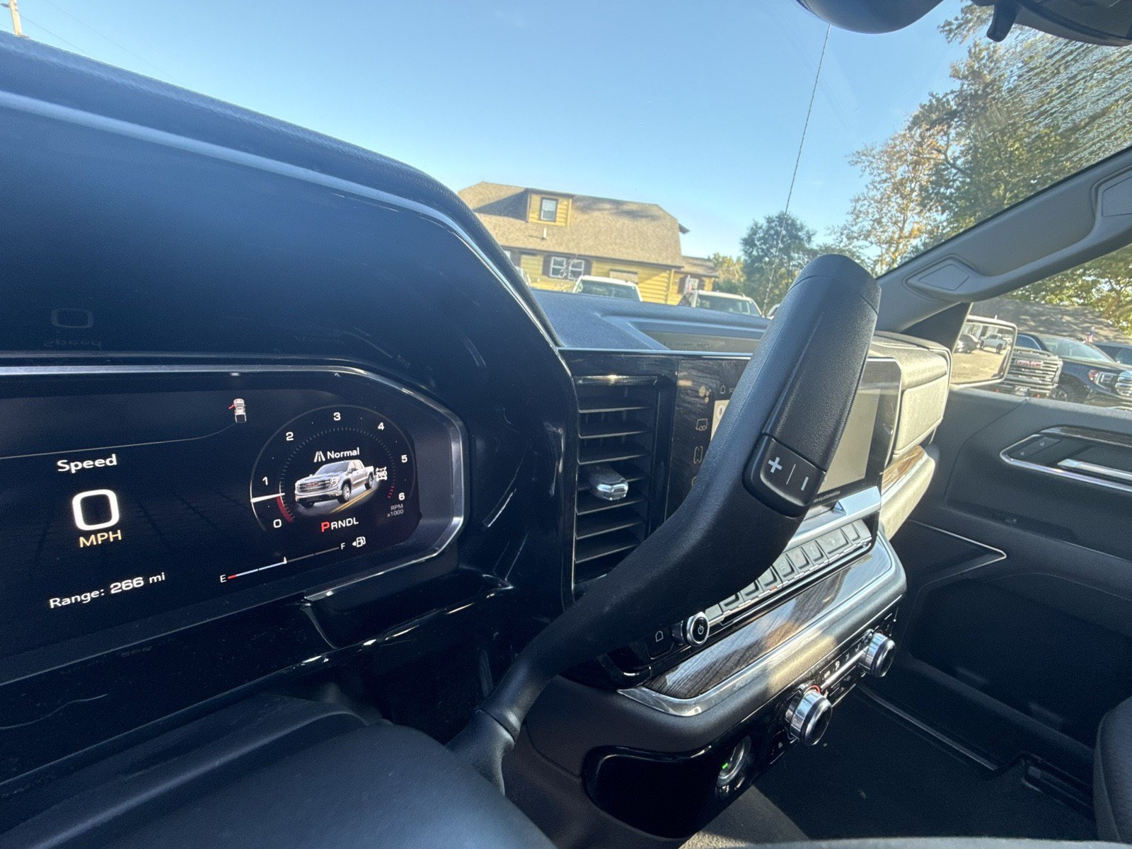 Used 2023 GMC Sierra 1500 Elevation AWD/4WD image 23