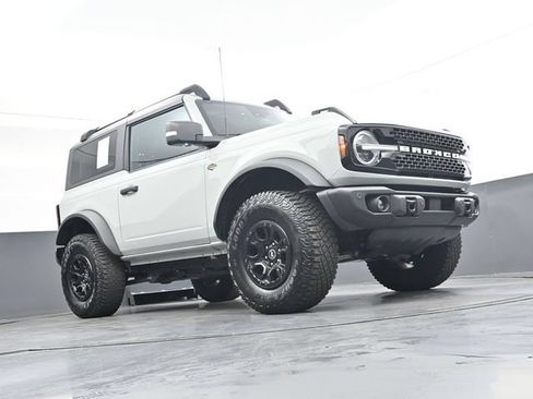 Used 2023 Ford Bronco Wildtrak AWD/4WD image 28