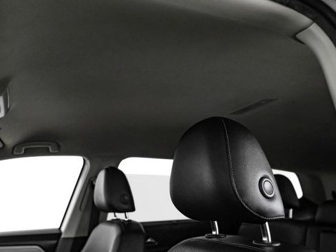 Used 2019 Volkswagen Atlas SE image 27