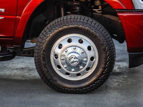 Certified 2024 RAM 3500 Limited image 11